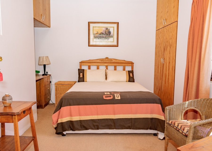 8 Bedroom Property for Sale in Colleen Glen Eastern Cape